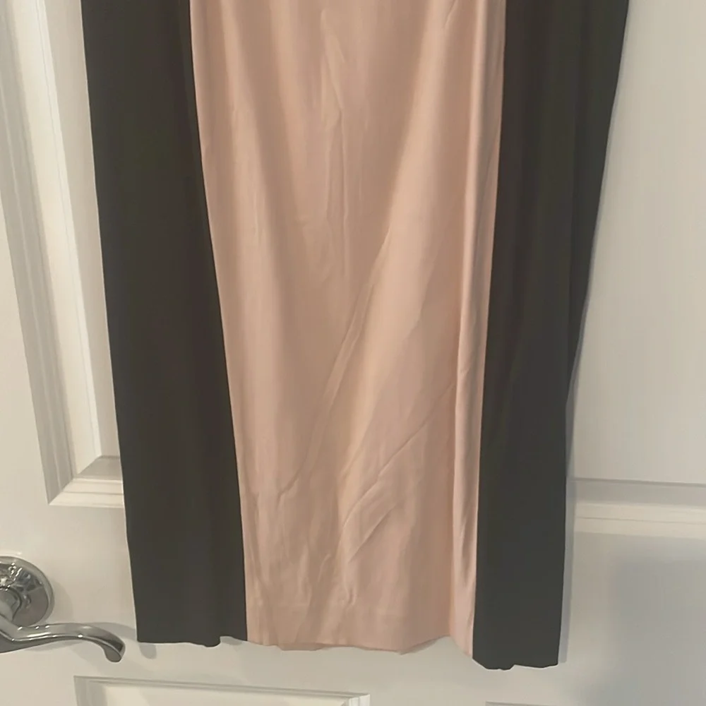 French Connection pink and Black color block LBD size 8 cap sleeves sheath dress - Picture 4 of 8
